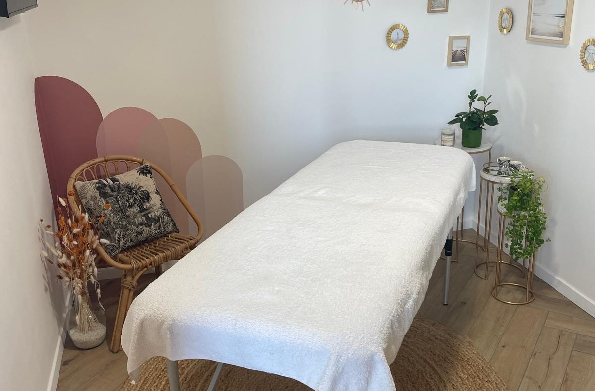 Cabine privée Symbioz pour massages et soins du visage